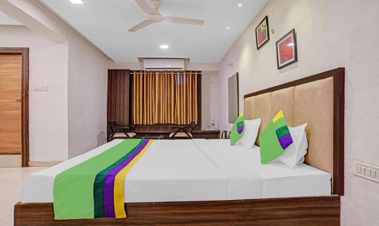 Treebo Trend Royal Galaxy Park 3*